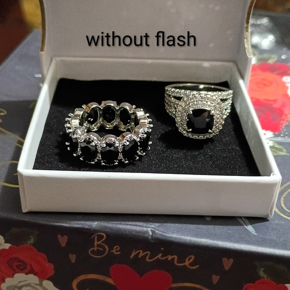 NWOT Silver and Black Stone Ring Set - Picture 2 of 5